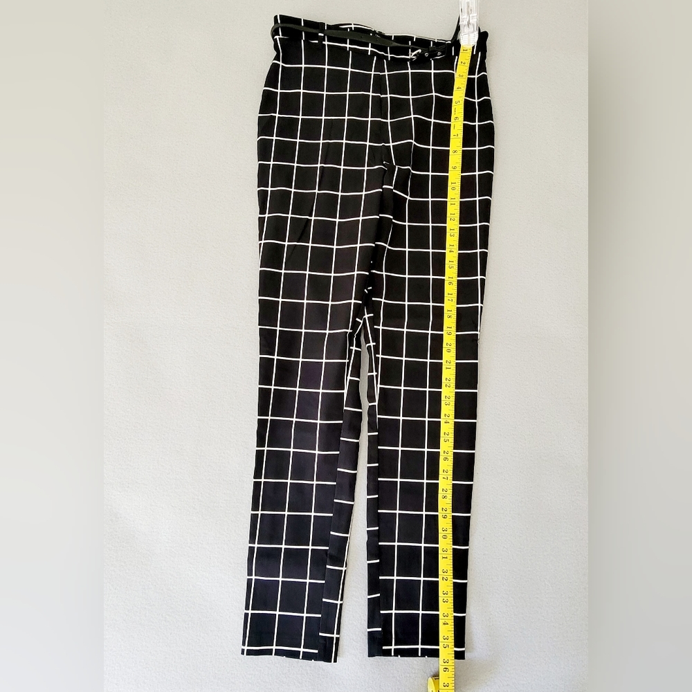 FOREVER 21 women's black squared pants. Skinny  SIZE S - Picture 4 of 13